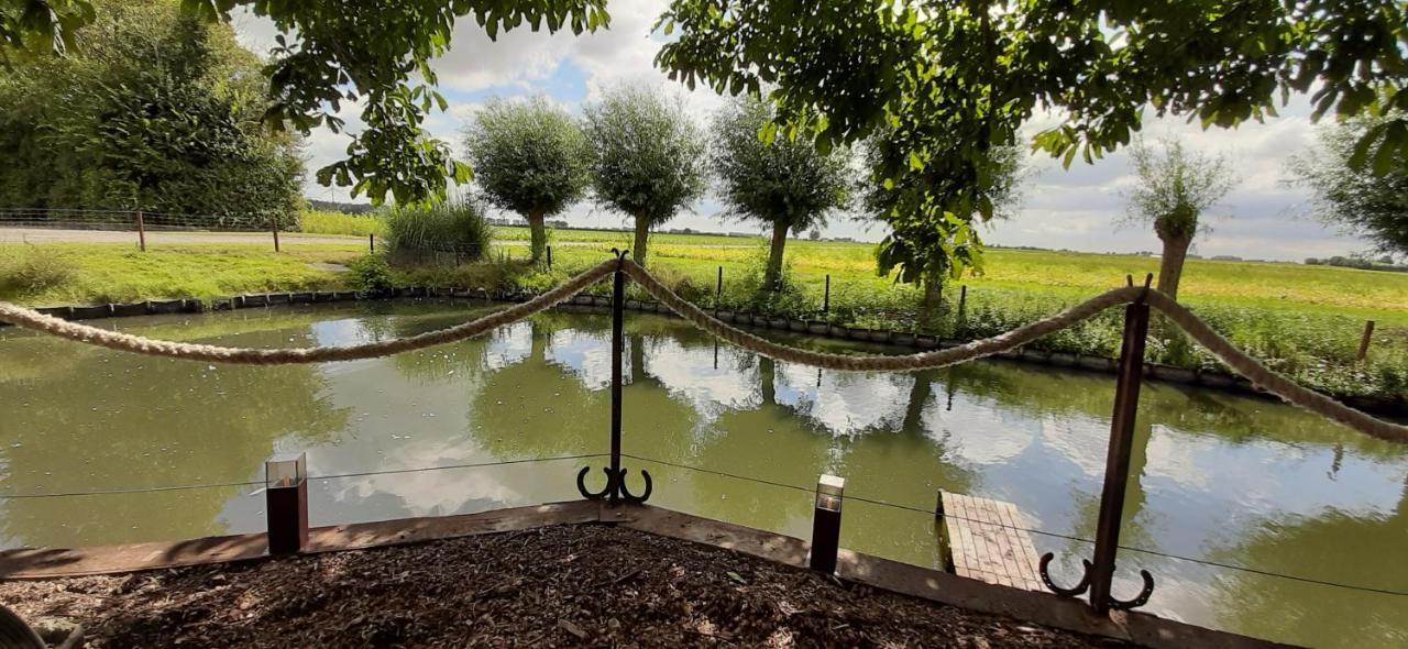 Bed&Breakfast de Kienstee Schoondijke Exterior foto